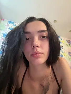 Chat XXX en directo de HoTMiA666