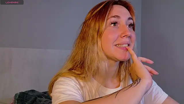 Chat +18 de LunaXBaddie ao vivo
