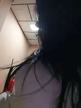 DanelyhitのライブXXXチャット