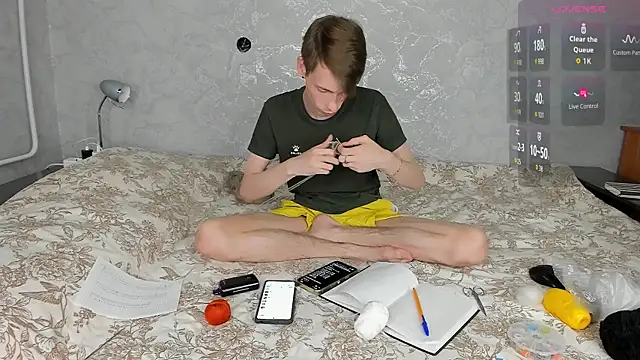 ERICK__DEEN Adlı Modelin Canlı XXX Sohbeti