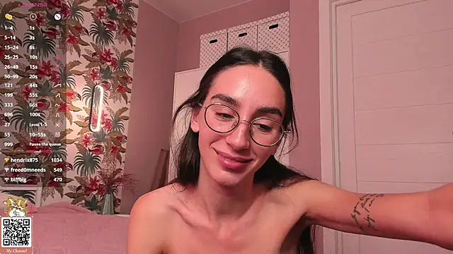 Elizwise's Live XXX Chat