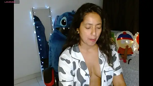 Chatroom XXX en direct de NovahPerotti