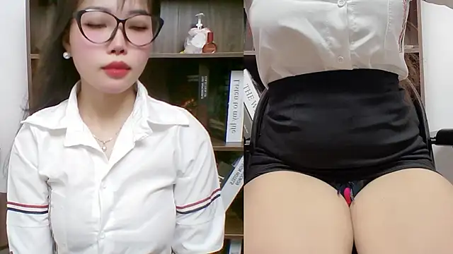 _Lili2K_'s Live XXX Chat