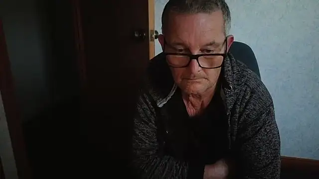Živý XXX chat daddy_man