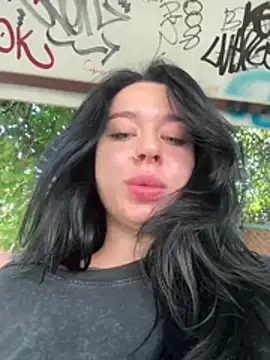 AlishaOfThorns' Live XXX Chat