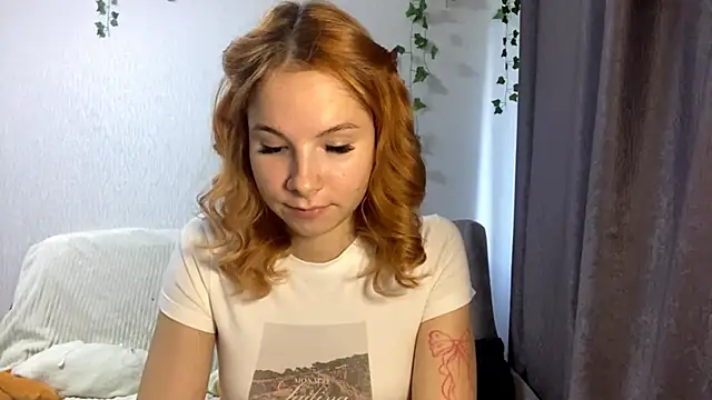 Ginger_Baby: онлайн-секс-чат