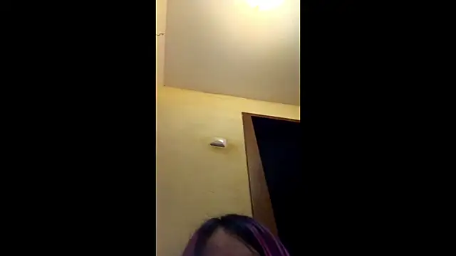 IronicBuckle live XXX chat