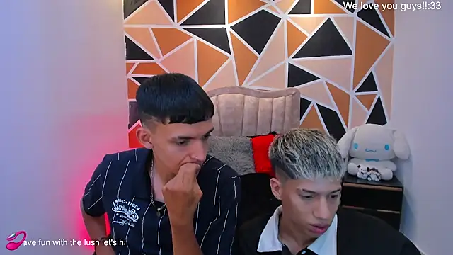 Juan_Nd_Steven Chat XXX in diretta
