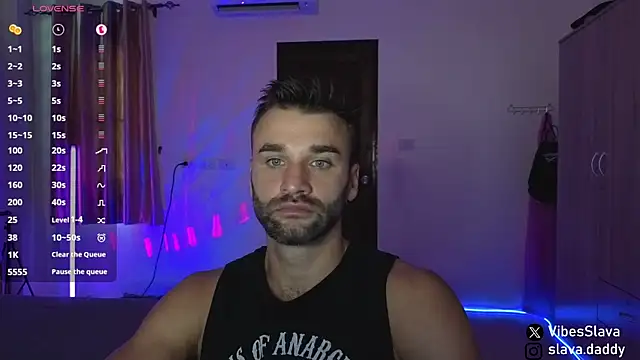DaddySlava 即時 XXX 聊天