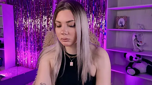 HyileyClark Live XXX-Chat