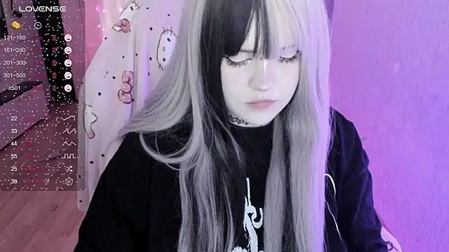 Chat +18 de SelenaCute ao vivo