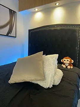 LiamWildx20's Webcam Show