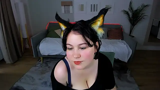 Chat +18 de MiaLacrice ao vivo
