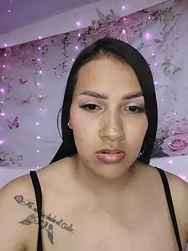 Dulce_milk Adlı Modelin Canlı XXX Sohbeti