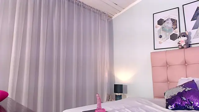 Marilyn_Rosex Adlı Modelin Canlı XXX Sohbeti