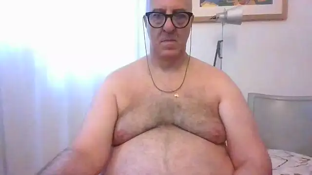 ANONIMO7735's Live XXX Chat