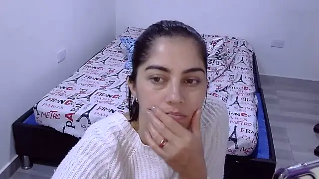 Bandida553 – Naživo XXX chat