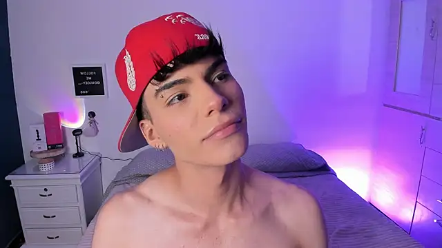 Chatroom XXX en direct de Dulcey-
