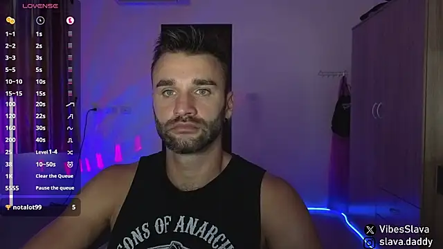 DaddySlava 现场XXX聊天