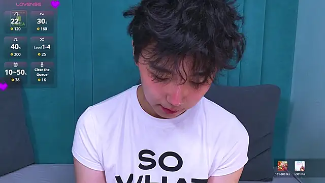 Chat +18 de HeejinWang ao vivo