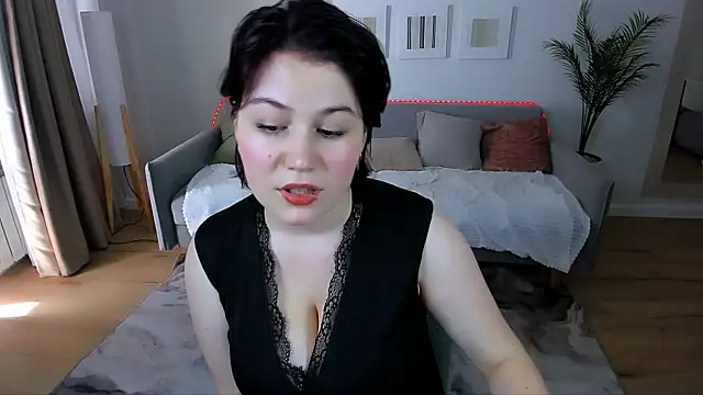 MiaLacrice লাইভ XXX চ্যাট