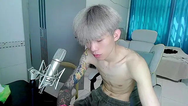 KPL-11's Live XXX Chat
