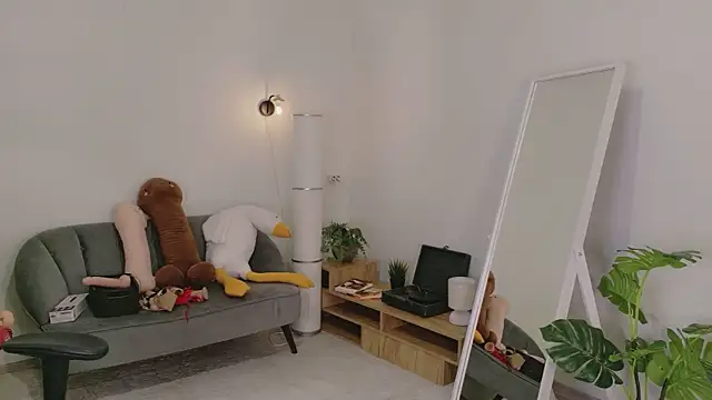 Mira_Falls live XXX chat