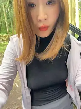 qin205205 Live XXX Chat