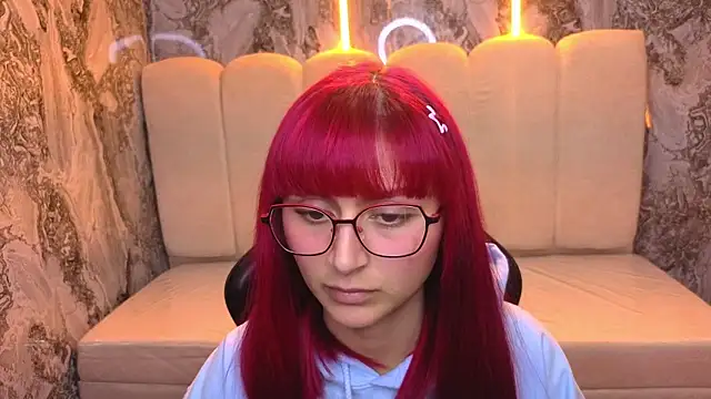 Queen_Red_v live XXX chat