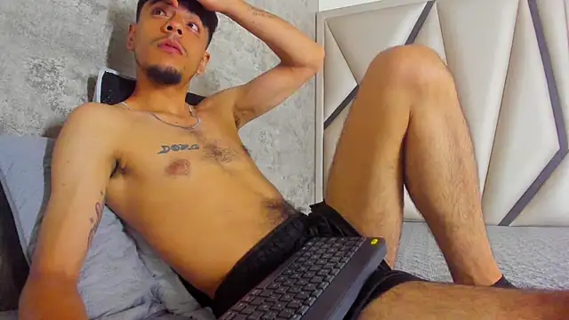 XXX chat uživo modela Endrick-23