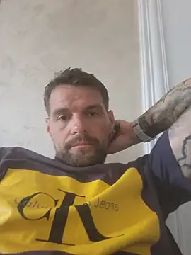 xxraul87 Webcam Show