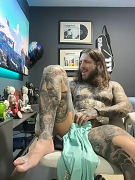 ThomasHells live XXX chat