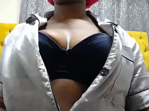 sweetyblacky's Live XXX Chat