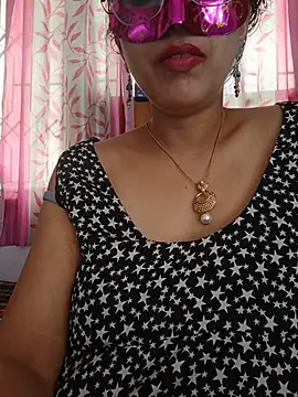 thanusi_2 Chat XXX live