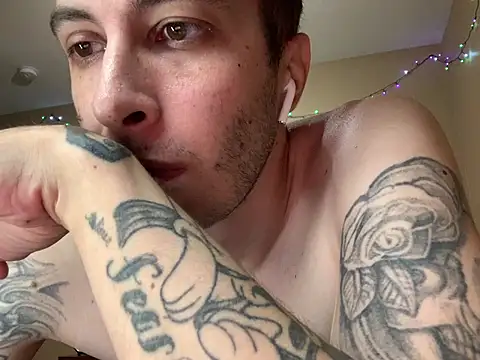JuicyJoshy লাইভ XXX চ্যাট