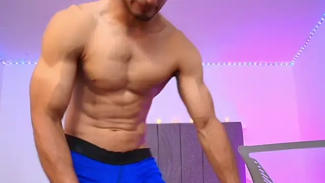 Chat XXX en directo de Adonys_Lewis_