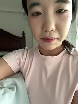 lucy2027's Webcam Show