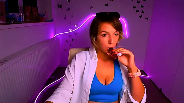 Lana_Foxyy's Live XXX Chat