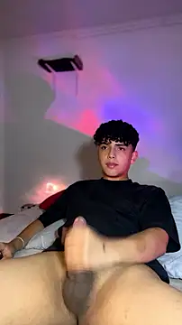 Kairoo_ Adlı Modelin Canlı XXX Sohbeti