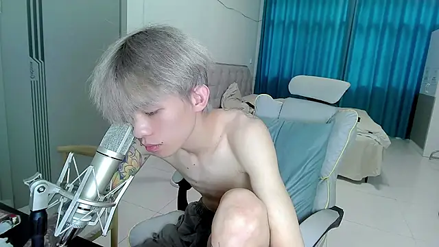 KPL-11's Live XXX Chat
