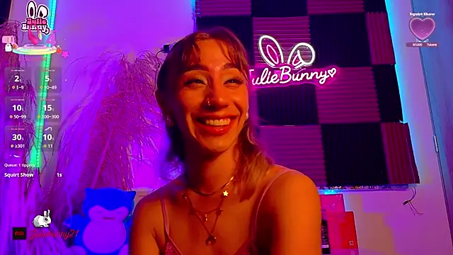 Littlebunny21 Webcamshow