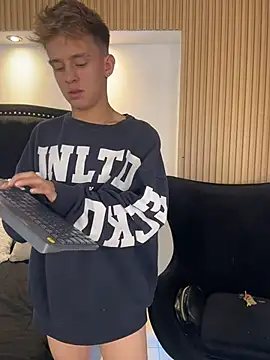 LiamWildx20 – Naživo XXX chat