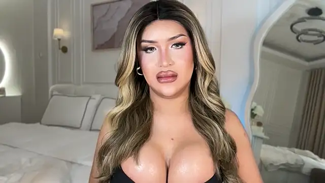 Your_Majesty_Tyra Chat XXX live