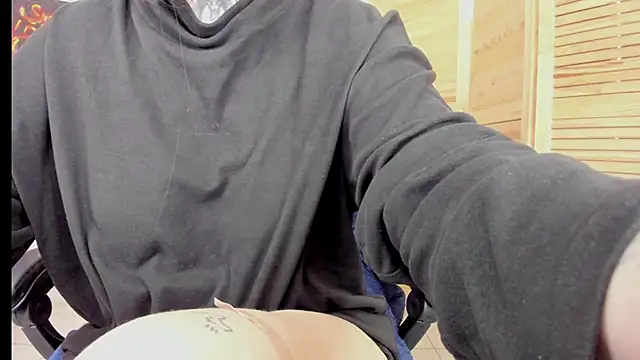 mekurisu's Live XXX Chat