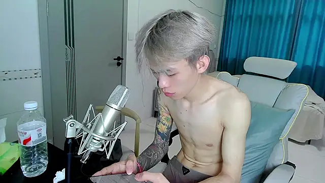 KPL-11's Live XXX Chat