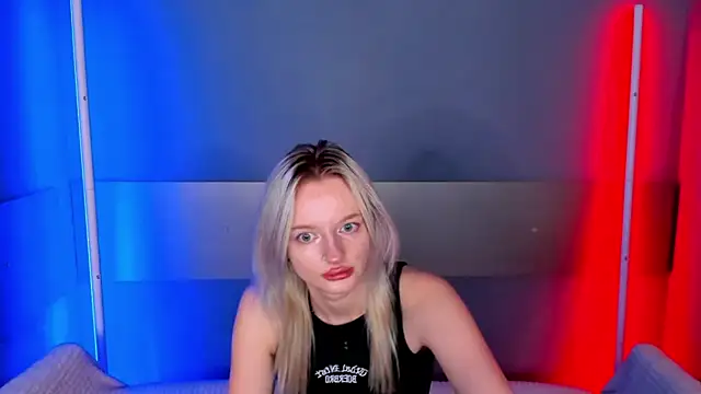 XXX chat uživo modela AlessaKiss