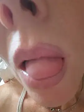 Chat XXX ao vivo de stellahere8