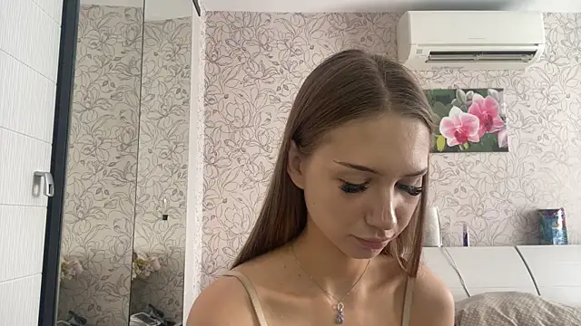 MarryTurnier Adlı Modelin Canlı XXX Sohbeti