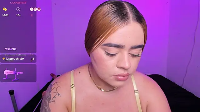 isabella_arias2: онлайн-секс-чат
