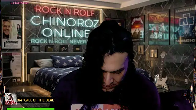 chino_roz Chat XXX in diretta